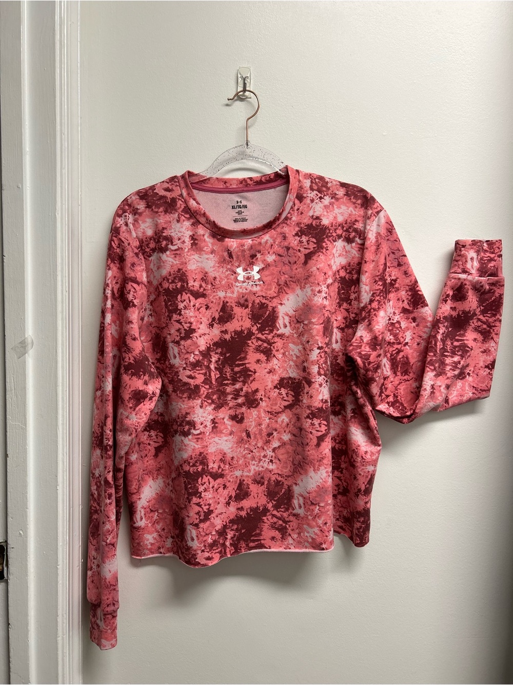 Under Armour Women’s Pink & Maroon Tie-Dye Long Sleeve Pullover with raw hem